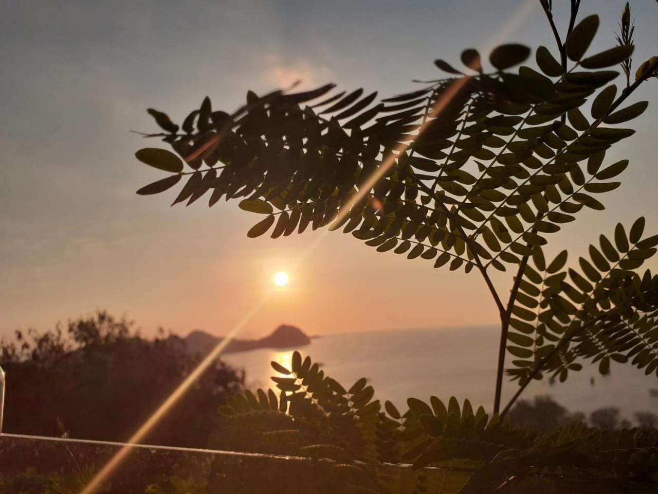 לבואן באג'ו Sunset Hill Hotel חדר תמונה